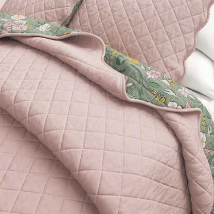 Scalloped Edge Floral Print Cotton Quilt Set – Gwen Collection – view 6