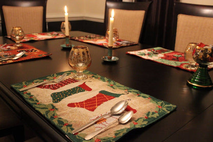 Festive Christmas Stocking Woven Placemat Set with Gold Thread Accents – view 4