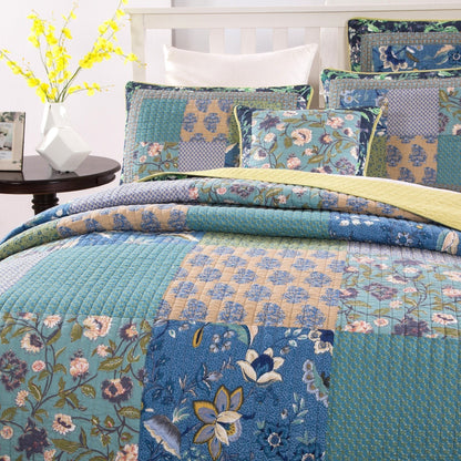 Bohemian Tropical Calla Lily Cotton Quilted Patchwork Bedspread Set – view 4