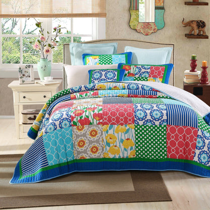 Dreamy Meadow Floral Cotton Patchwork Quilt Set with Pillow Covers – view 8