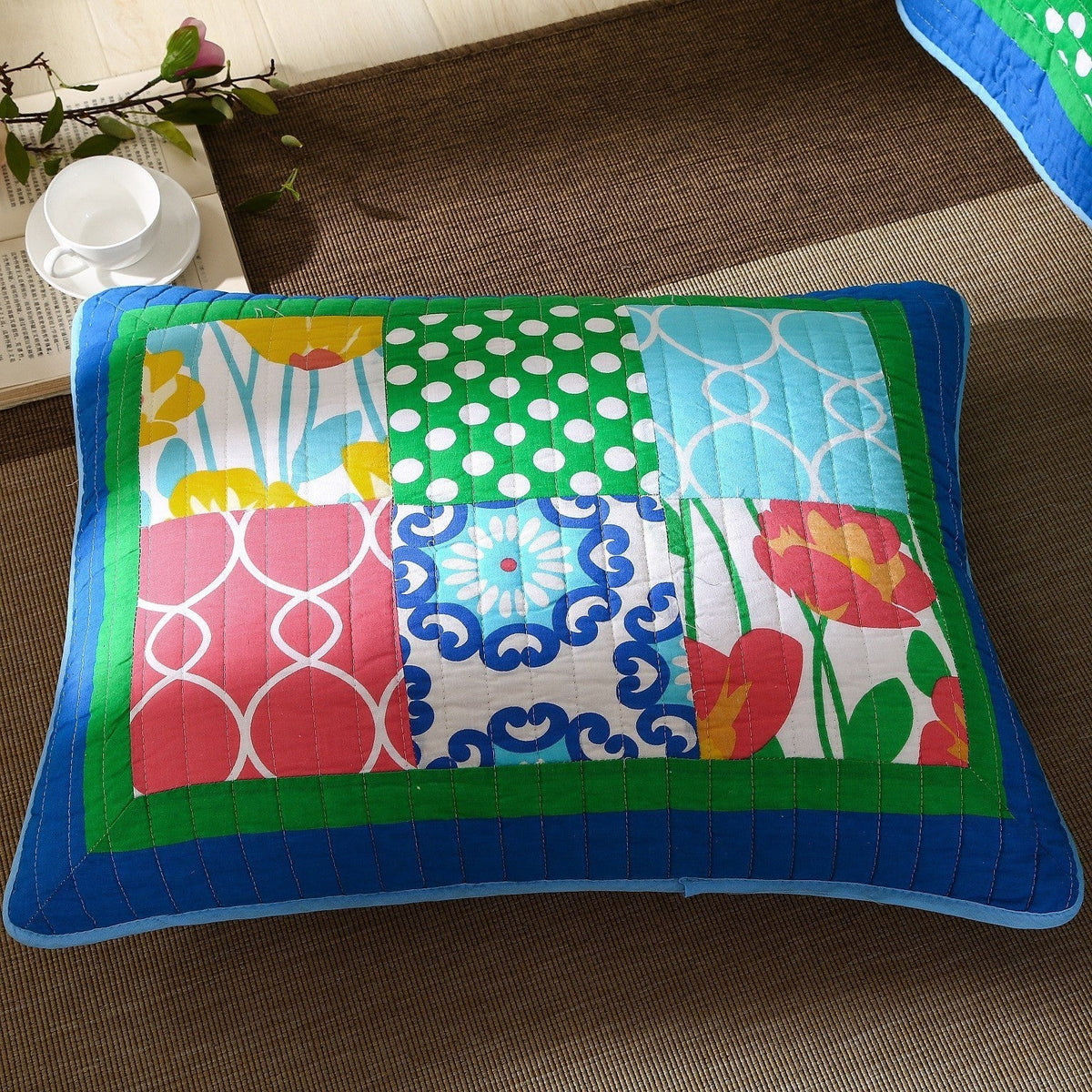 Dreamy Meadow Floral Cotton Patchwork Quilt Set with Pillow Covers – view 7