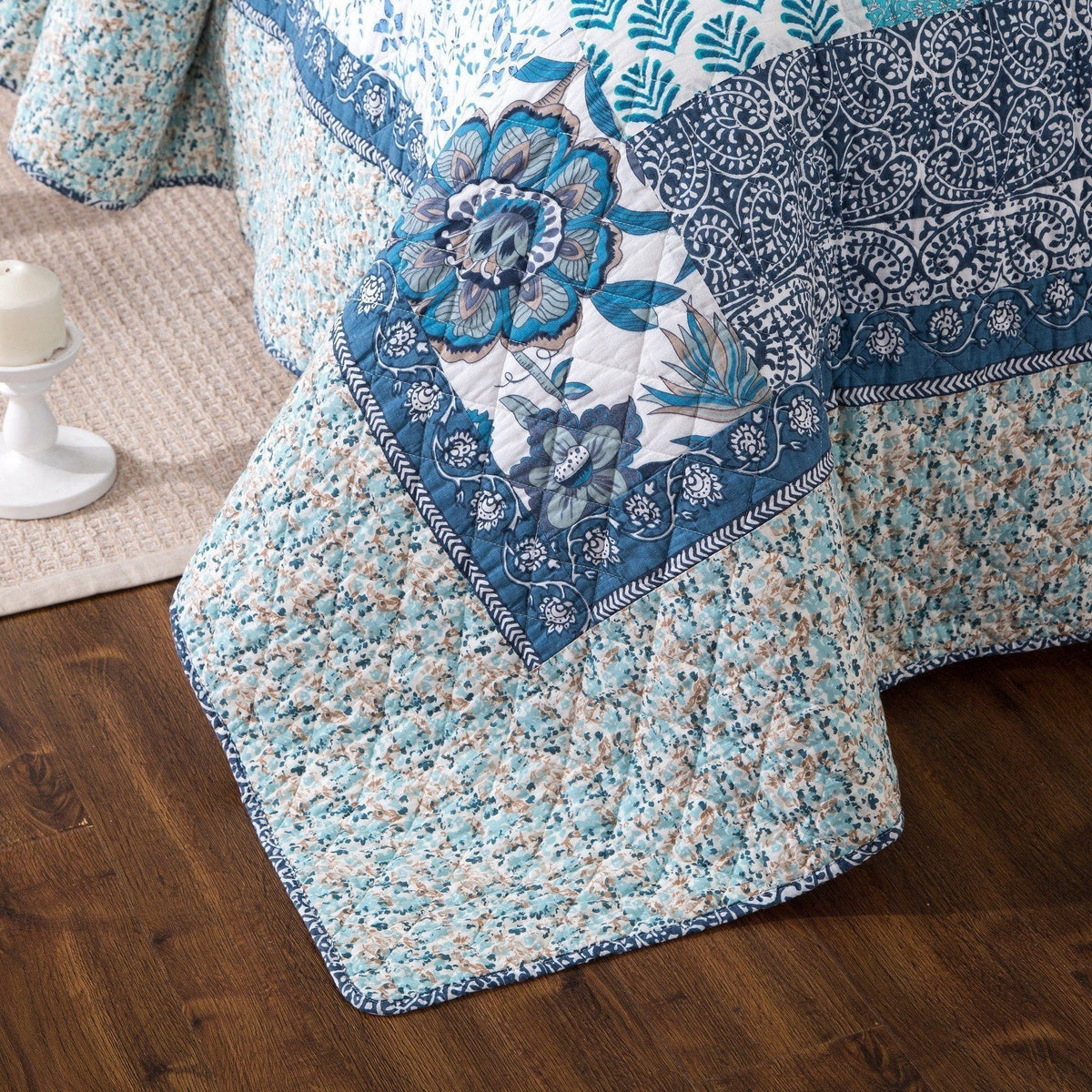 Blue Elegance Floral Cotton Patchwork Bedspread Coverlet Quilt Set – view 4
