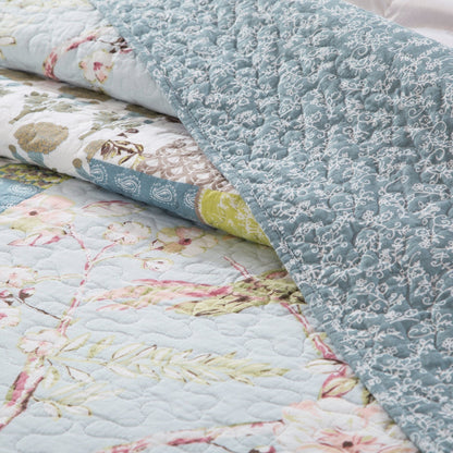 Sky Breeze Pastel Blue Cotton Patchwork Quilt Set – view 4