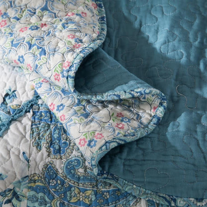 Petal Dance Blue and White Floral Scalloped Cotton Patchwork Quilt Set – view 6