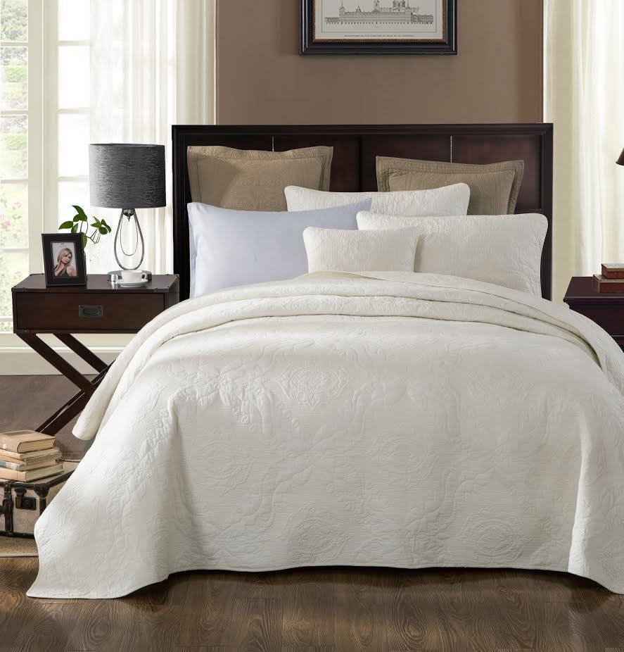Vanilla Cream Ivory Paisley Damask Matelassé Cotton Quilt Set – view 12