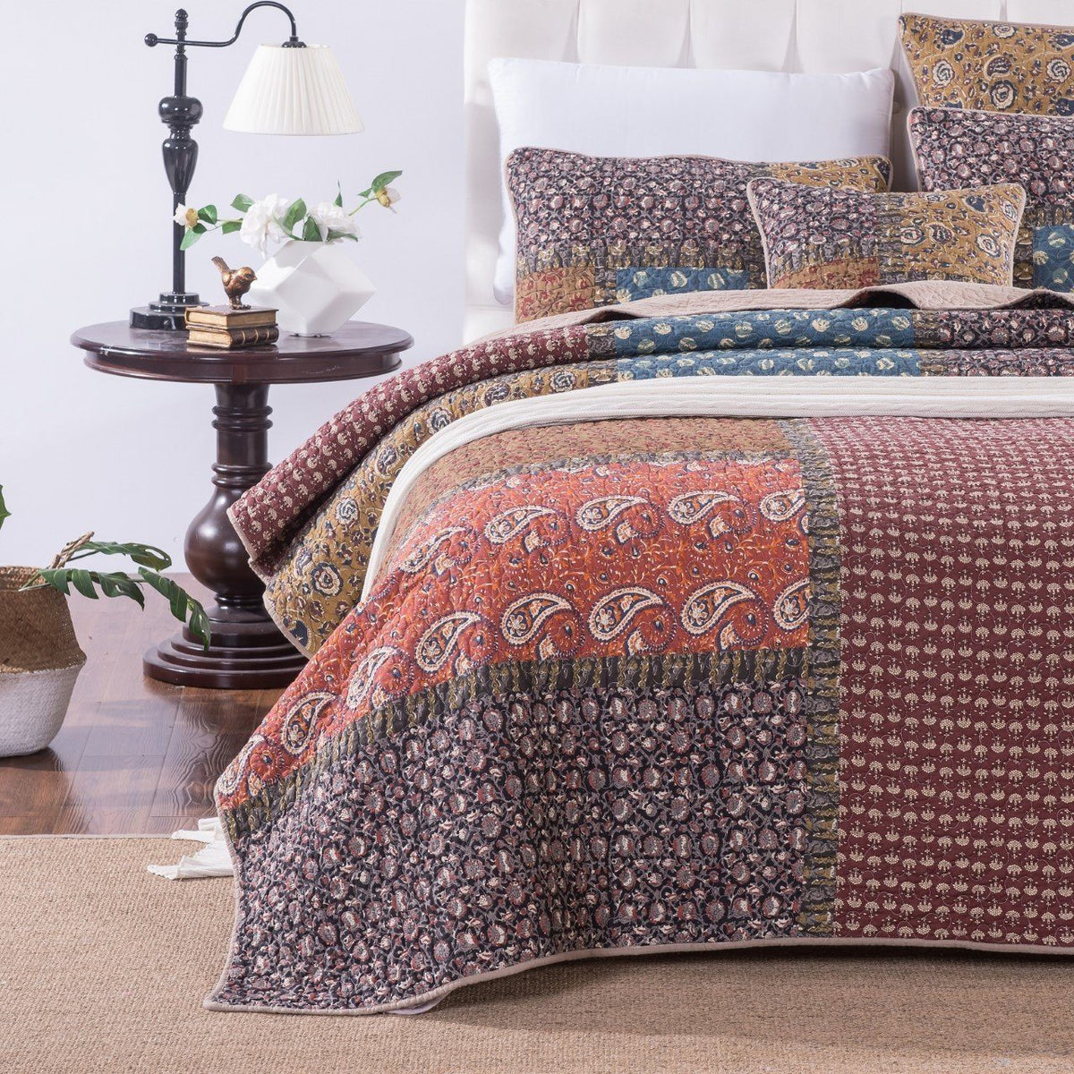 Sunset Blooms Multicolor Floral Patchwork Cotton Quilt Set – view 5