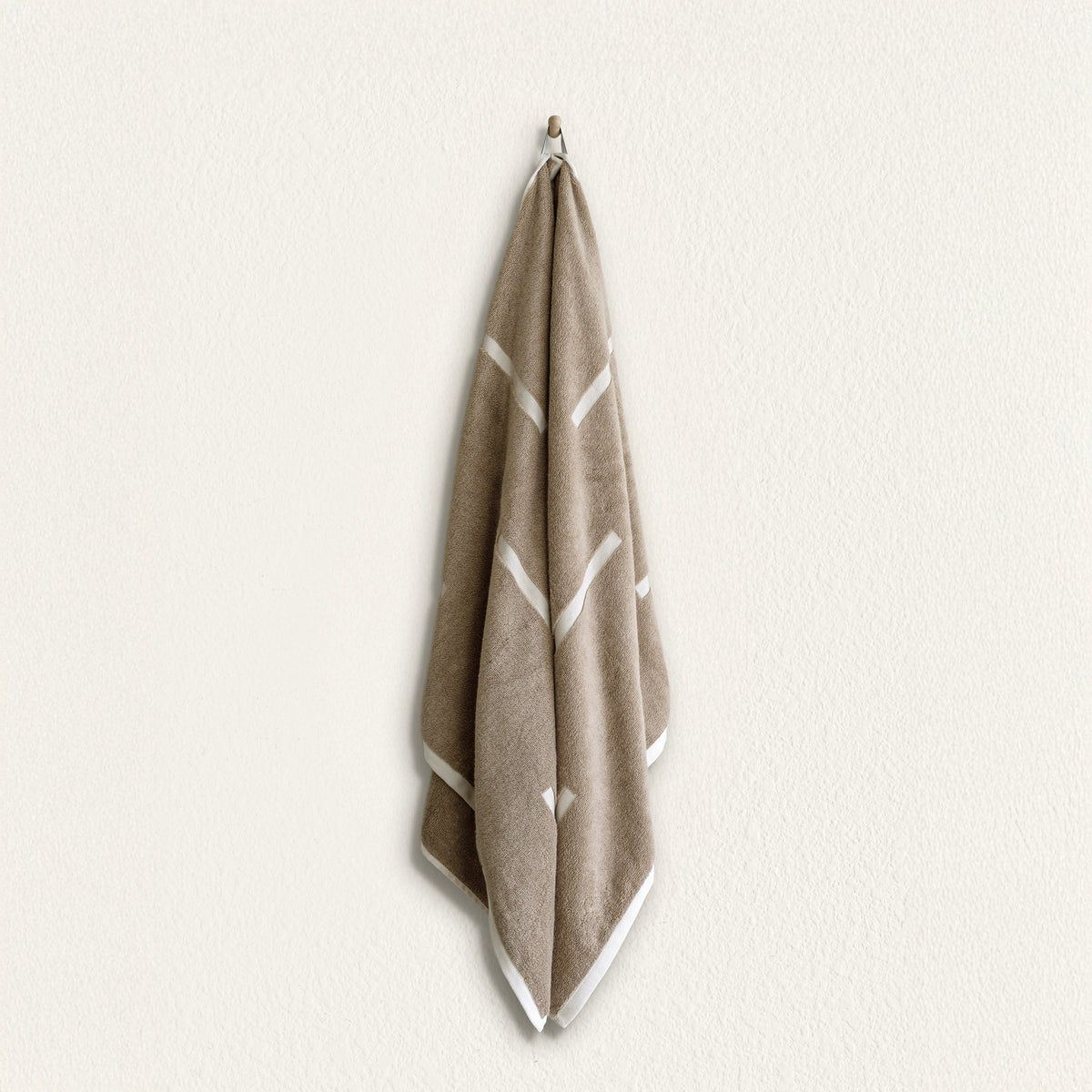 Sorrel Australian Cotton Towels, Plush 600 GSM with Geometric Accents – view 15