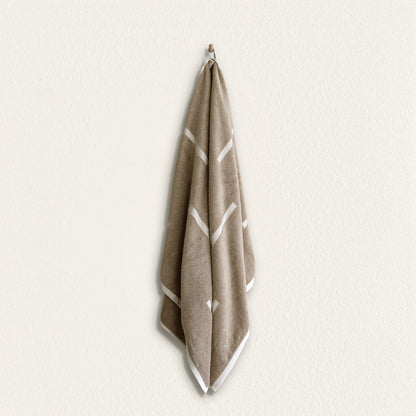 Sorrel Australian Cotton Towels, Plush 600 GSM with Geometric Accents – view 15