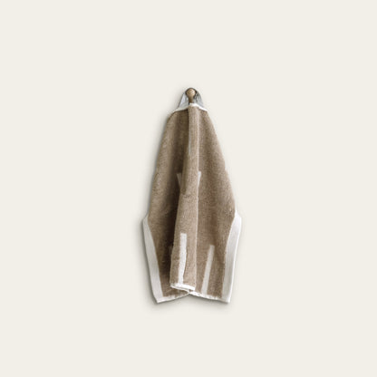 Sorrel Australian Cotton Towels, Plush 600 GSM with Geometric Accents – view 12