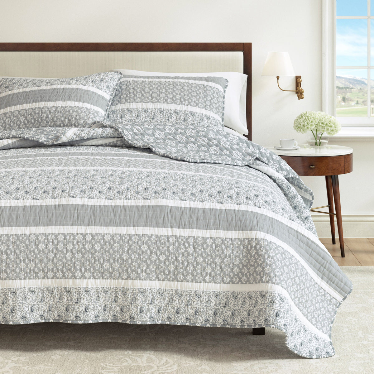 Paisley Stripe Reversible Microfiber Quilt Set – Kadi Collection – view 6