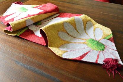 Loves Me Not Daisy Woven Tapestry Table Runner for Spring – view 12