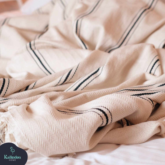 Handwoven Turkish Cotton Throw Blanket for Cozy Spaces